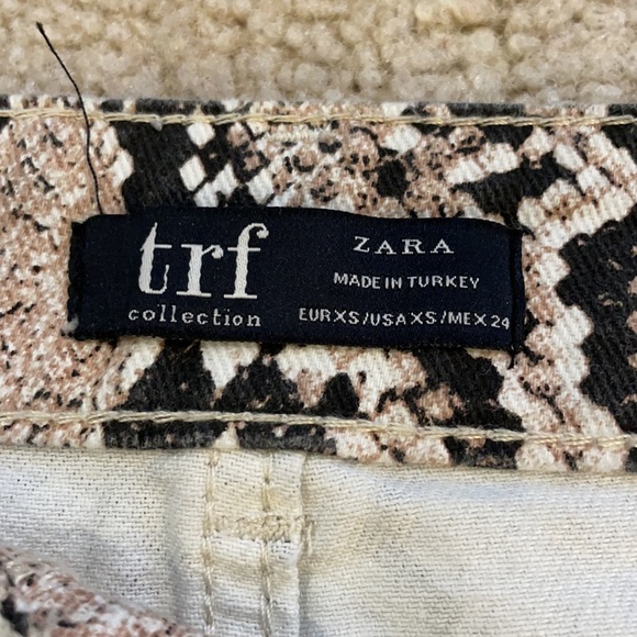 Zara Snakeskin Skirt - Picture 3 of 3